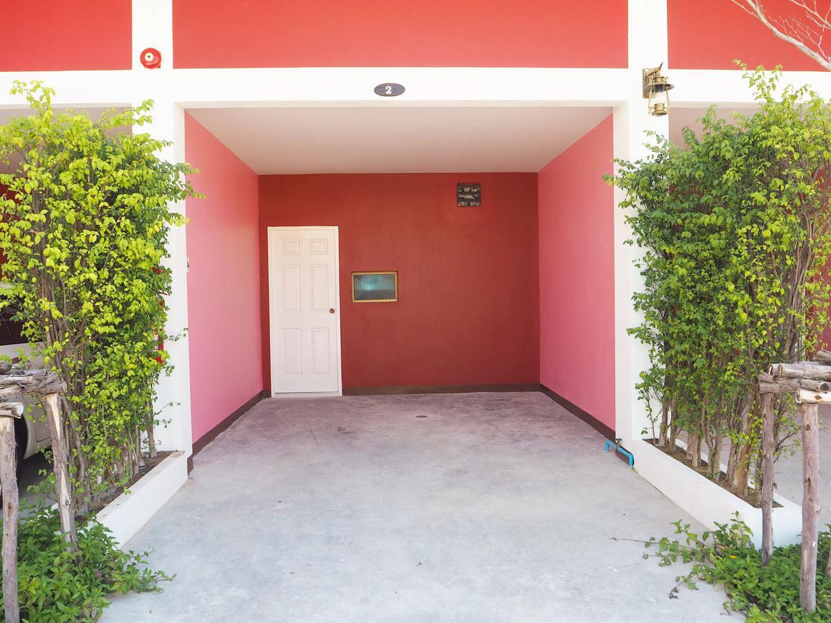 Fruit House Pattaya Motel Bang Lamung Dış mekan fotoğraf