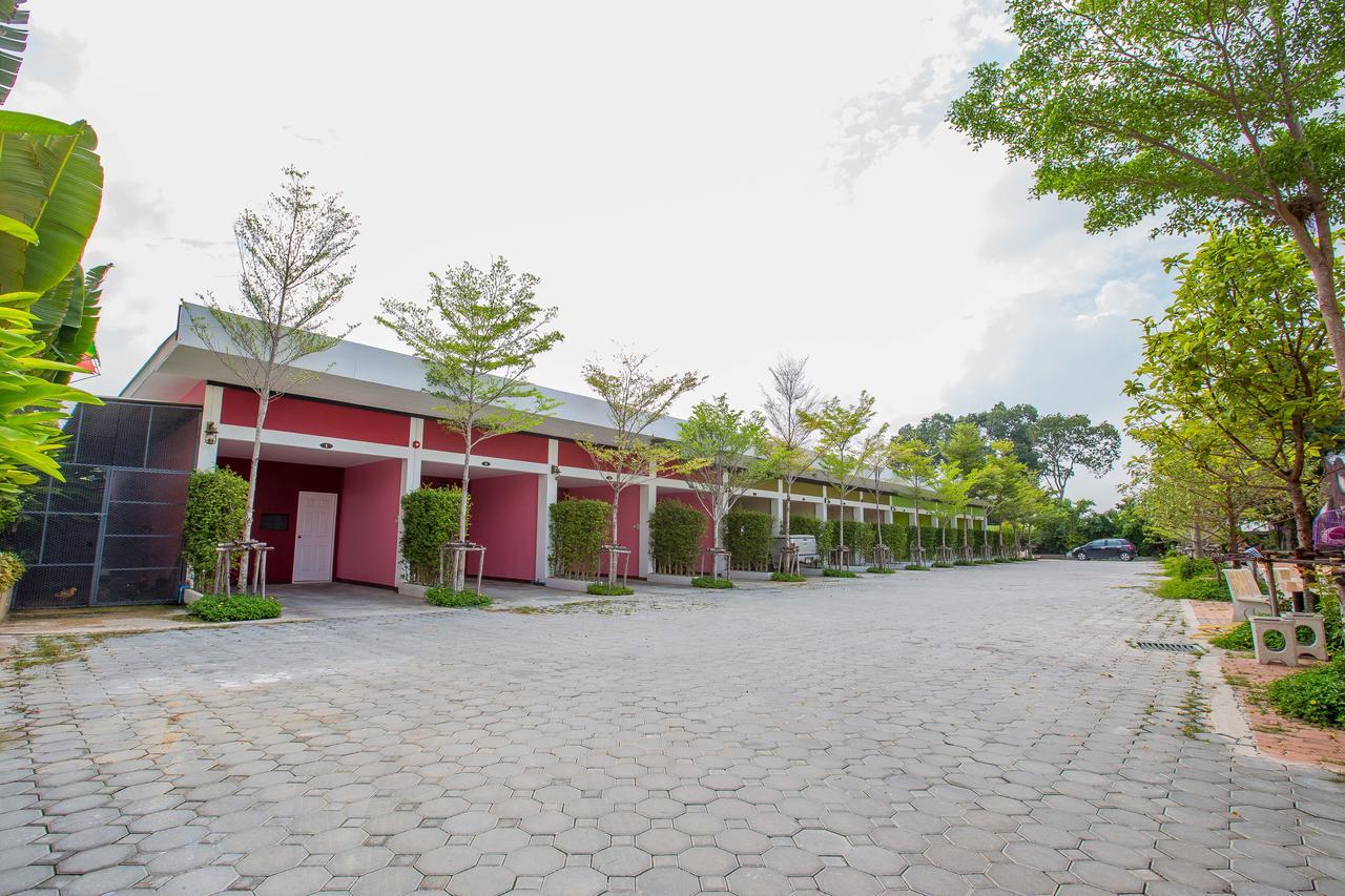 Fruit House Pattaya Motel Bang Lamung Dış mekan fotoğraf