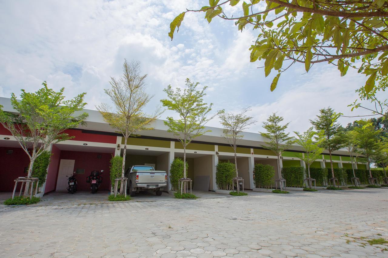 Fruit House Pattaya Motel Bang Lamung Dış mekan fotoğraf